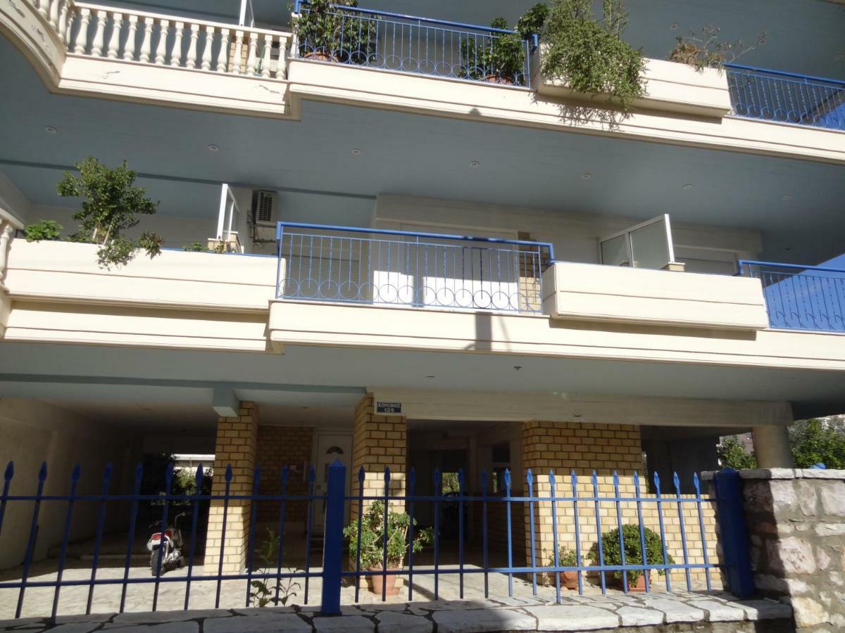 Aura Apartment Kalamata Ngoại thất bức ảnh